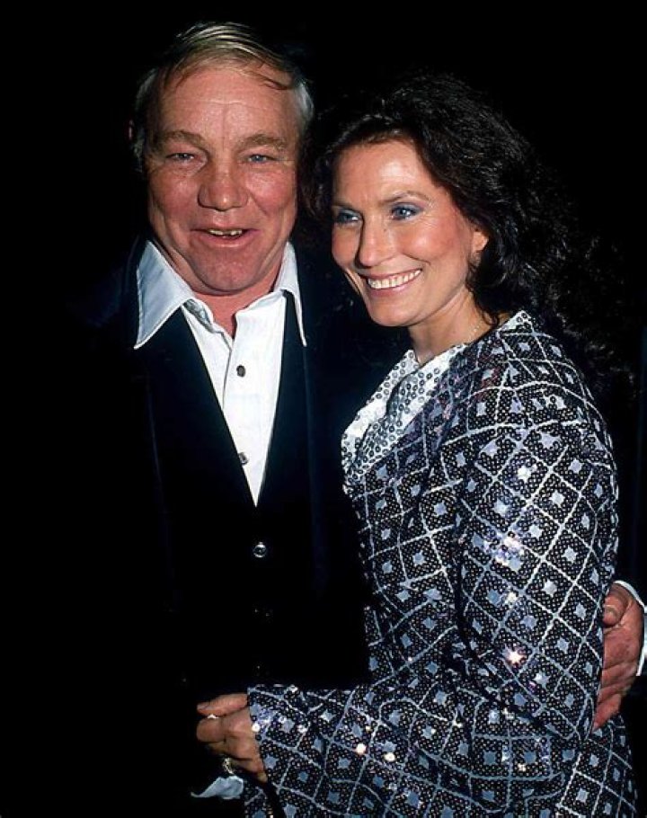 Was Loretta Lynn Married To Johnny Cash? |